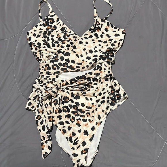 Aerie one piece wrap suit - Picture 1 of 5